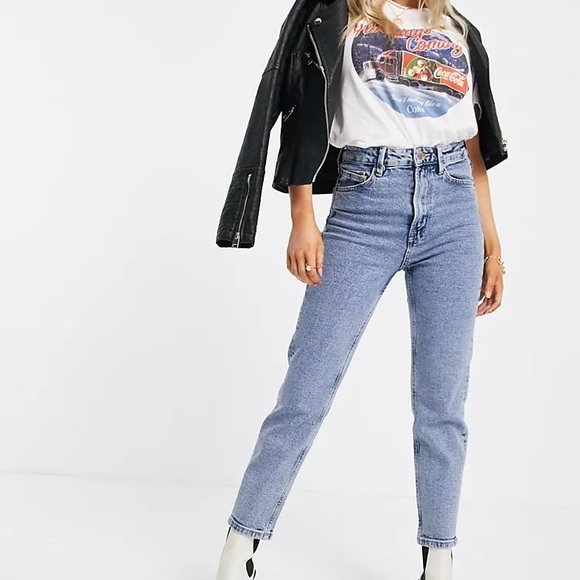 ASOS Stradivarius Petite cotton slim mom jeans with stretch in blue - Picture 2 of 5